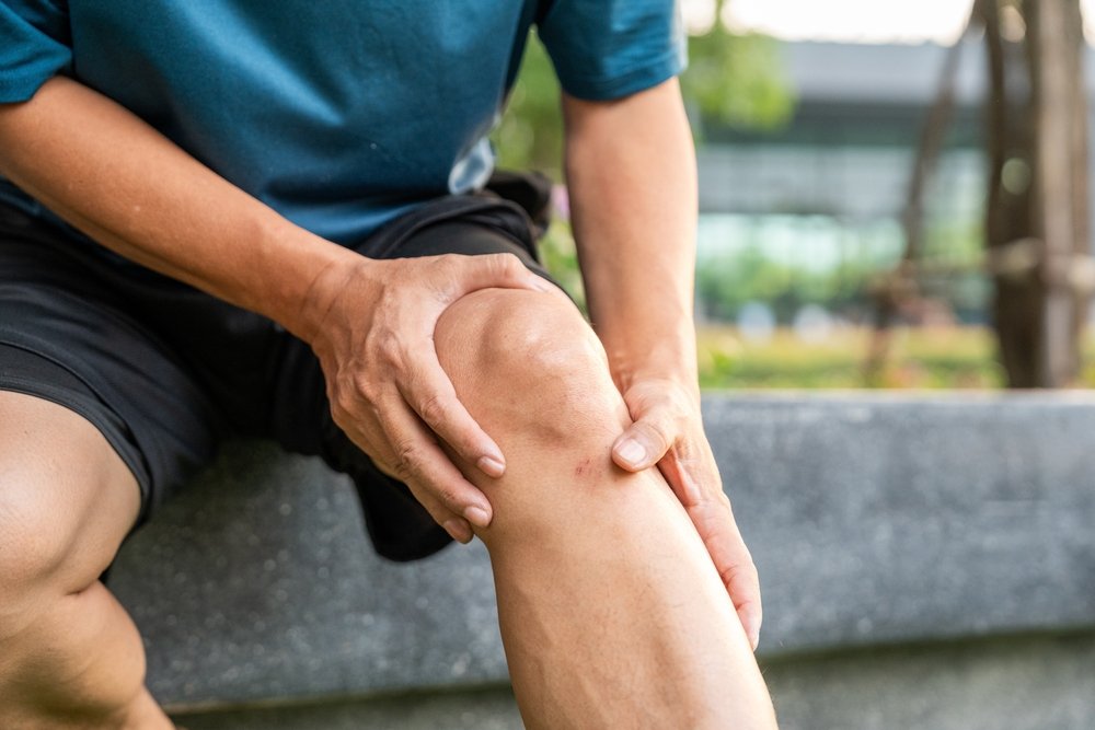 Knee Pain? Here’s How Sorgen Cold Wraps Help Runners, Athletes & Seniors